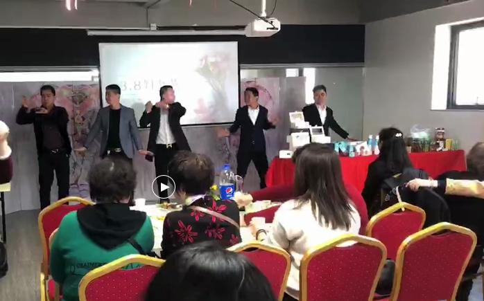 中年1.png